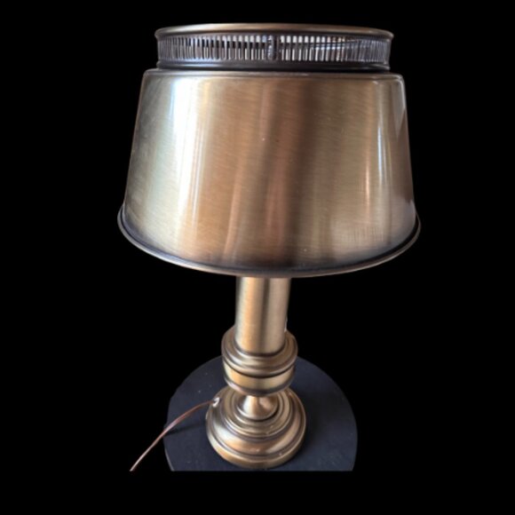Vintage Brass Metal Shade Double Pull Chain Light Toleware Light Table Lamp